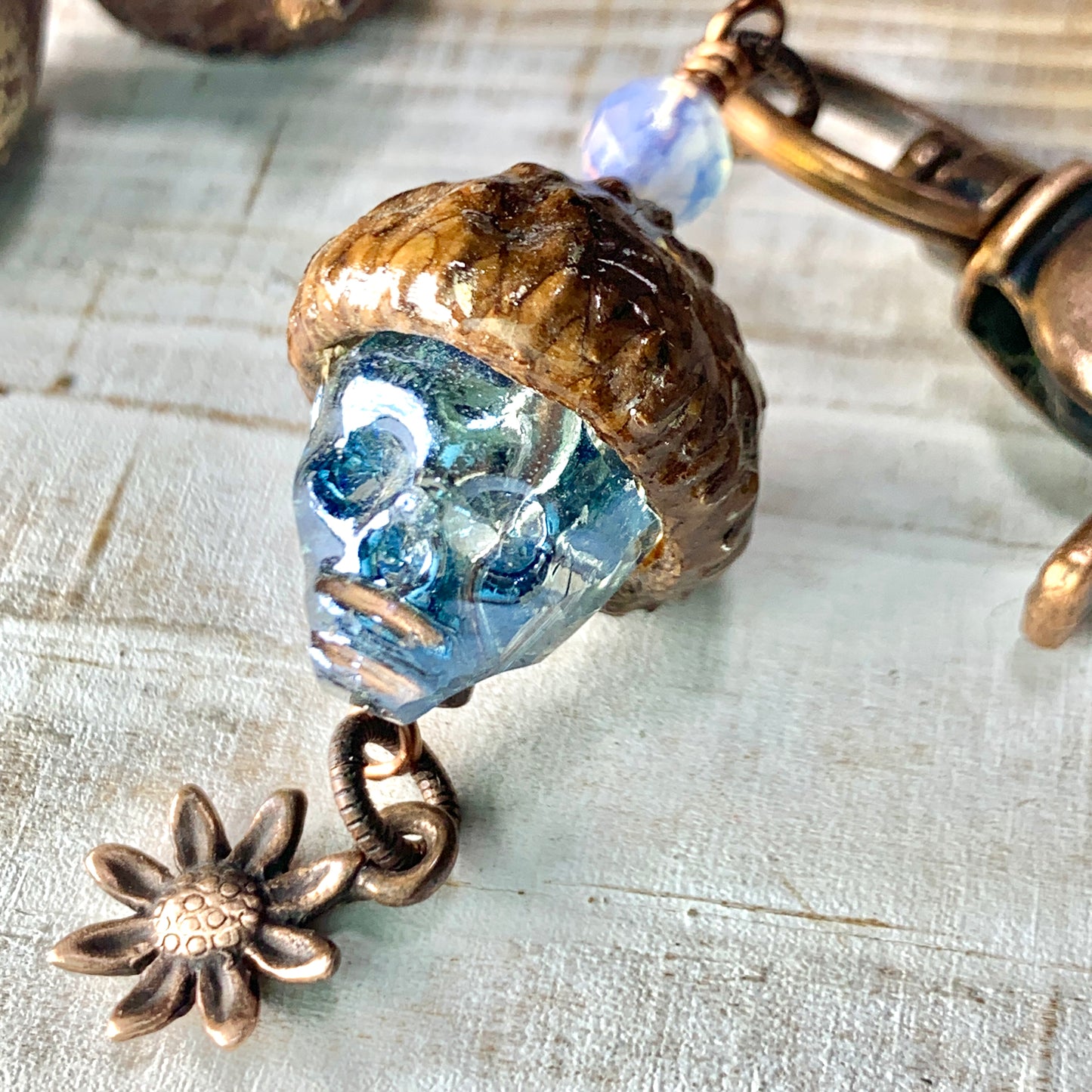 Blue Crystal Skull Flower Keyring Acorn Charm