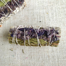 Load image into Gallery viewer, Lavender Rosemary &amp; Sage Smudge Sticks. Lavender and White Sage 4” bundle. Cleansing Incense. CVAG
