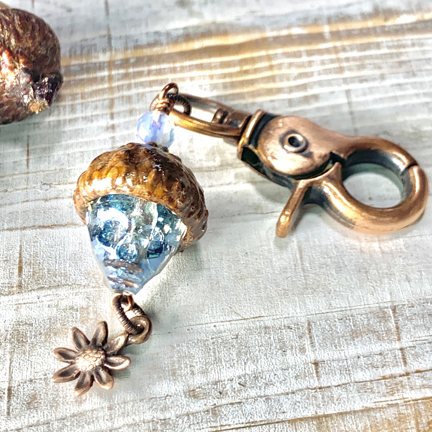 Blue Crystal Skull Flower Keyring Acorn Charm