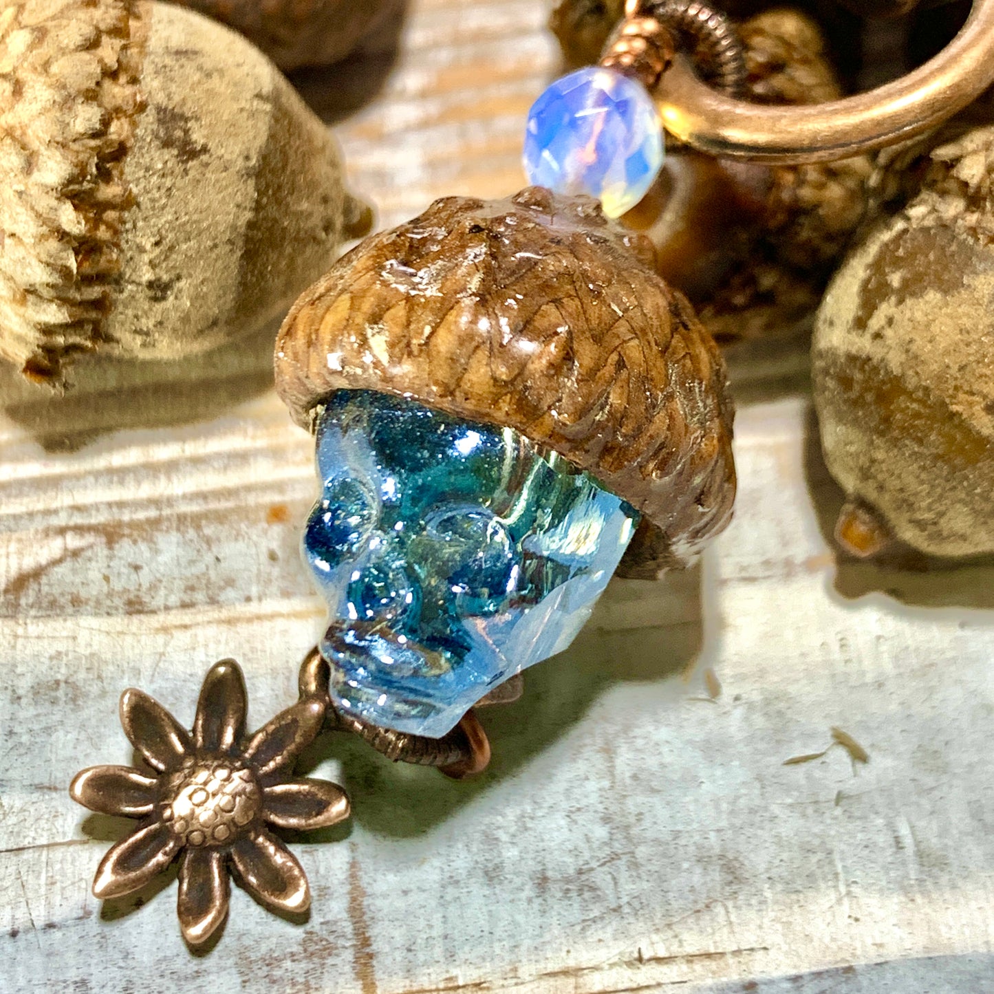 Blue Crystal Skull Flower Keyring Acorn Charm