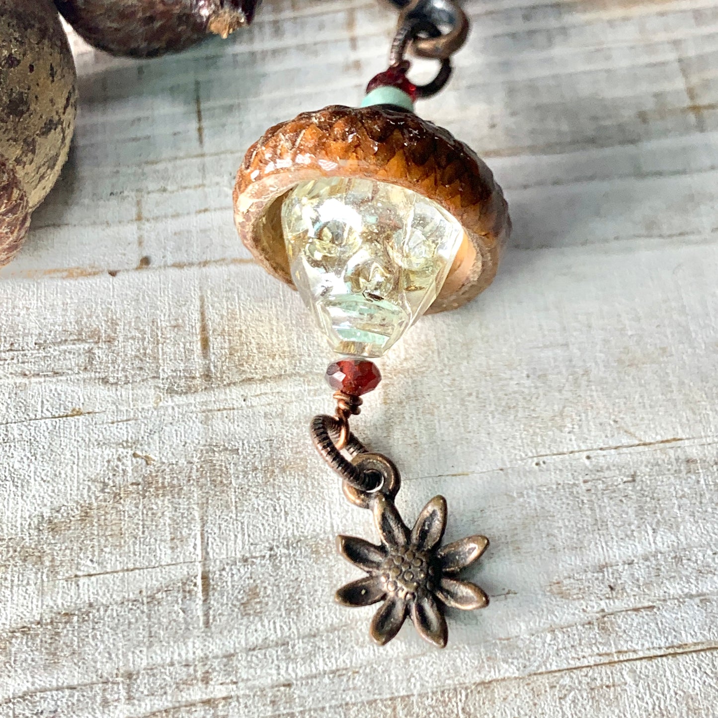 Crystal Skull Flower Keyring Acorn Charm