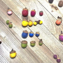 Load image into Gallery viewer, Felt Acorn Garland. Holiday Decorations. Birthday Garland. Rustic Decor. - Coral and Vine Co
